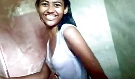 ロシアのターニャは、開発目標ので、チェコ共和国でのポルノ映画の鋳造に参加します 鈴木 一徹 オナニー 動画