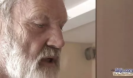 ジェシカはハード男のコックを吸うのが大好き 鈴木 一徹 ラブラブ エッチ