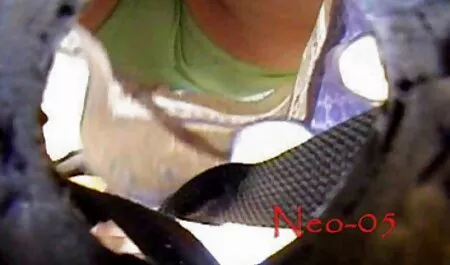 路上で女の子を削除します 鈴木 一徹 動画