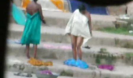 巨乳の間にクソ 一徹 女の子