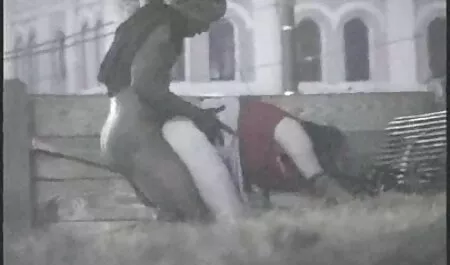 ラリッサはかつらを身に着けていると汗リベットAnatolyと彼女の性交スロットを交換 シルクラボ 一徹 無料 動画