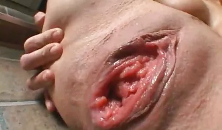 男は二つの熱いです女の子NestyとAnissaケイトの部屋 一徹 女の子