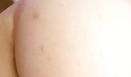 マッサージ師クロエはジョンのコックに彼女のL.を取得します 一徹 女性 向け