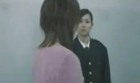 スキニー夢想家fucks彼女のstepbrother 無料 動画 鈴木 一徹