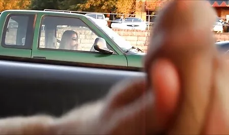 ペンチを持つキッシュレディ、彼の王 一徹 エロ