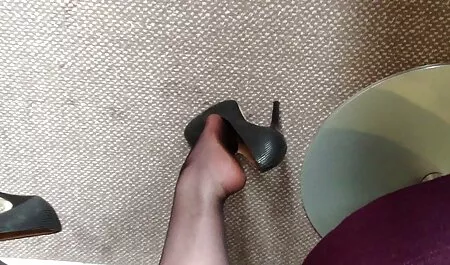 ジョーディファック歴史とスチュワードエマ*リー 鈴木 一徹 無料 動画