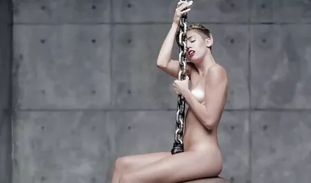 私の友人の温泉ママ 無料 動画 鈴木 一徹