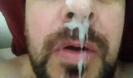 巨乳ブルネット アダルト 鈴木 一徹