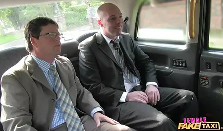 剃毛した猫と心のコンテンツに彼女の弟をファック、彼女 鈴木 一徹 えろ 動画