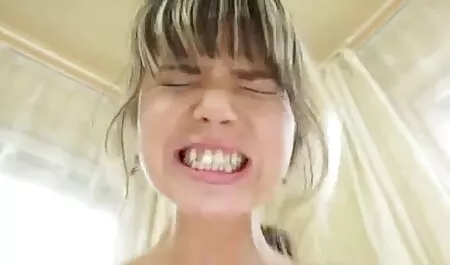 ロシアの男の子は服のセックスのために同胞モニカと離婚した 鈴木 一徹 オナニー 動画