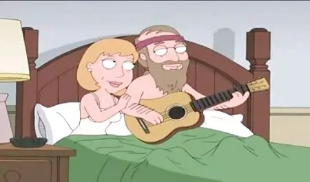 若者はアパートに十分なベッドを持っています 鈴木 一徹 女性 用