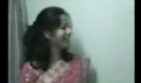 モデル赤い髪 女性 動画 一徹