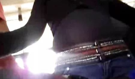 犯さによる警備員の大きな黒コック 一徹 女性 向け