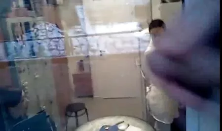 Timokhaのコックは、ロシアの脚の間の穴の一つに絞る 鈴木 一徹 エロ ビデオ