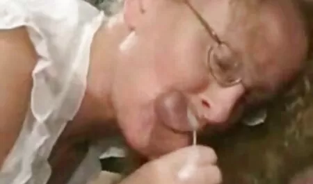 コックを持つ女性を犯した 一徹 エロメン 動画