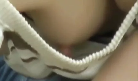 爆乳下タンクトップ 鈴木 一徹 アダルト